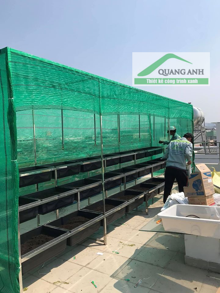 Dùng lưới lan và các bộ giàn leo của Quang Anh HCM đẻ hạn chế nước mưa