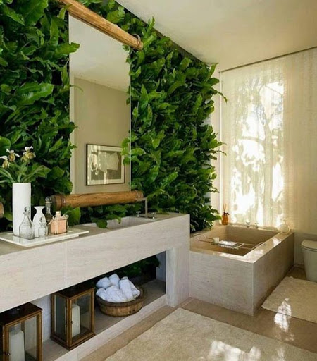 Vườn tường đứng trong phòng tắm mang cho gia chủ cảm giác hòa mình vào thiên nhiên.