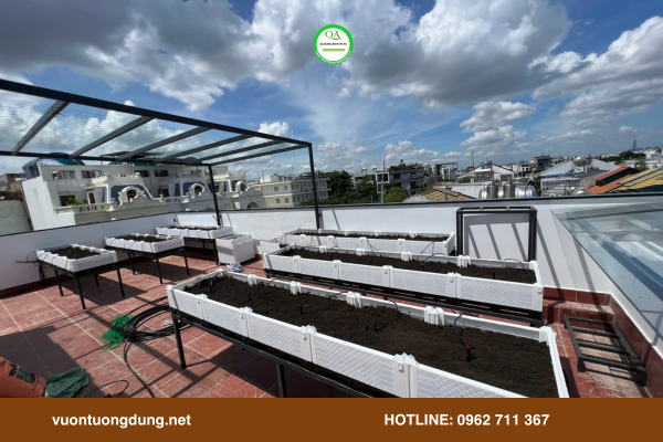 thi-cong-vuon-rau-chau-ghep-tphcm7